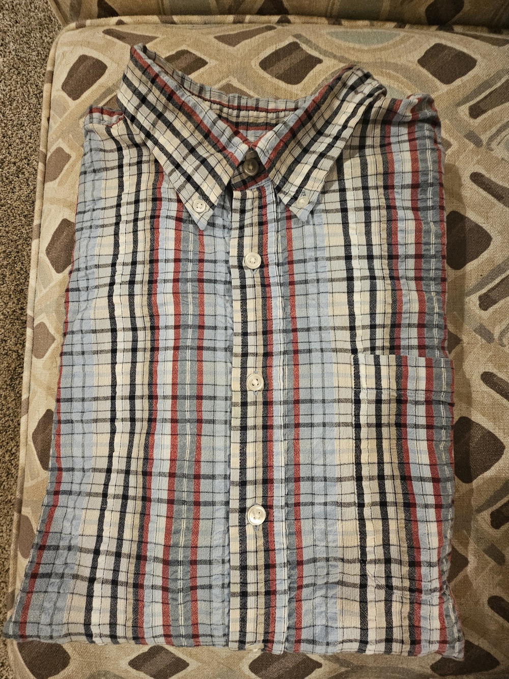Men's Light Blue Plaid Short-Sleeve Button-Down Shirt